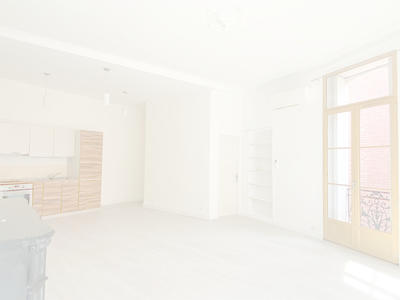 Appartement - 65 m² - 2 pièces