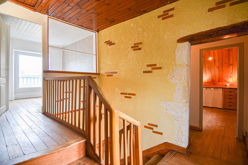 Maison de village - 180 m² - 6 pièces