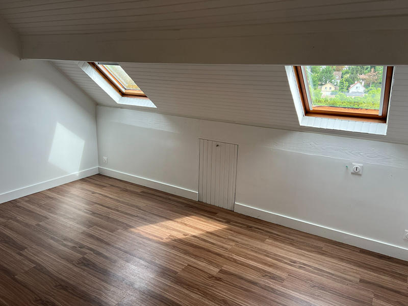 Maison - 185 m² - 7 pièces