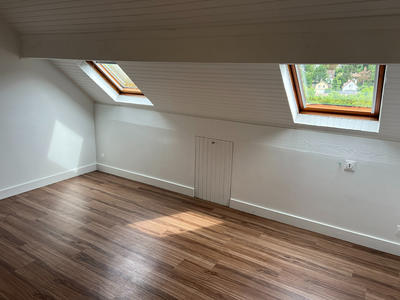 Maison - 185 m² - 7 pièces