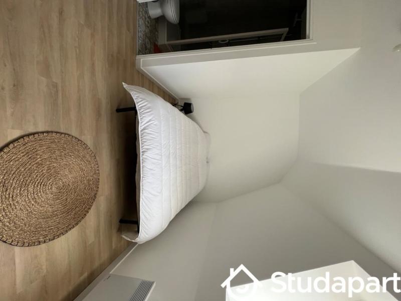 Chambre - 12 m² - 1 pièce