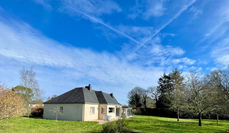 Maison - 98 m² - 5 pièces