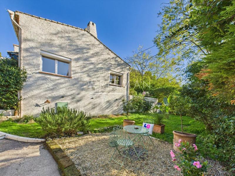 Villa - 107 m² - 5 pièces