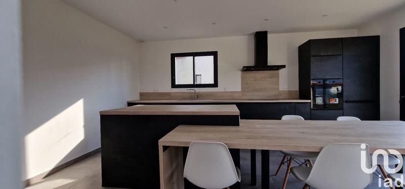 Maison - 122 m² - 5 pièces