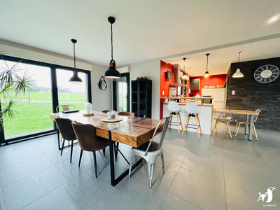 Maison - 146 m² - 5 pièces