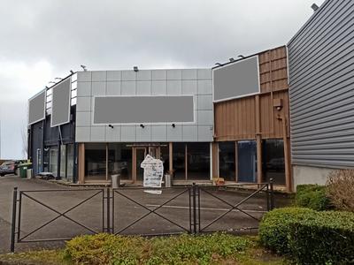 Local commercial - 325 m²