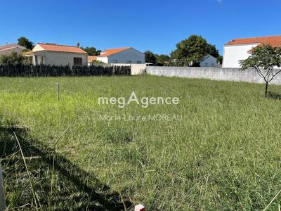 Terrain constructible - 465 m²