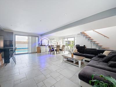 Maison - 130 m² - 5 pièces