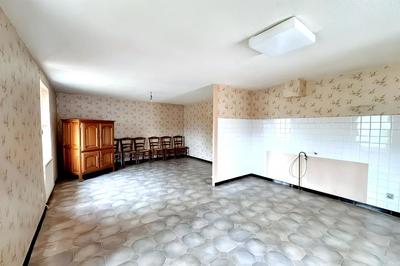 Maison - 64 m² - 4 pièces