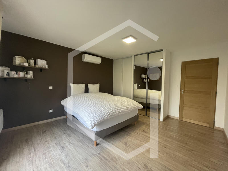 Maison - 125 m² - 4 pièces