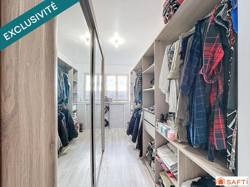 Maison - 158 m² - 7 pièces