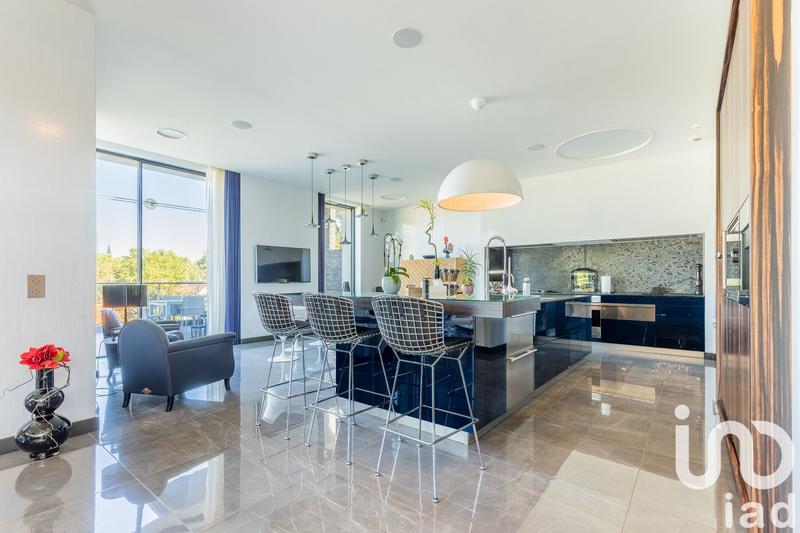 Maison de maîtres - 650 m² - 10 pièces