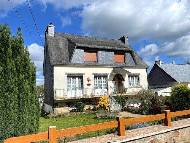 Maison - 141 m² - 7 pièces