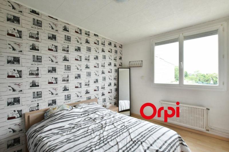 Appartement - 93 m² - 5 pièces