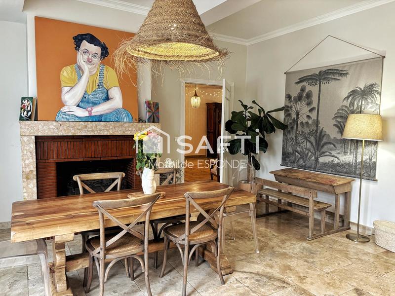 Maison - 342 m² - 10 pièces