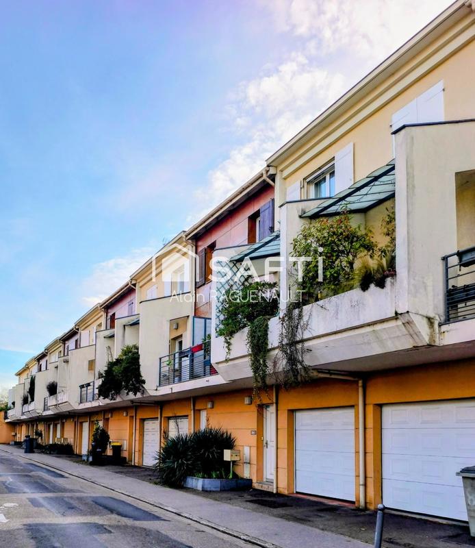 Maison de ville - 94 m² - 5 pièces