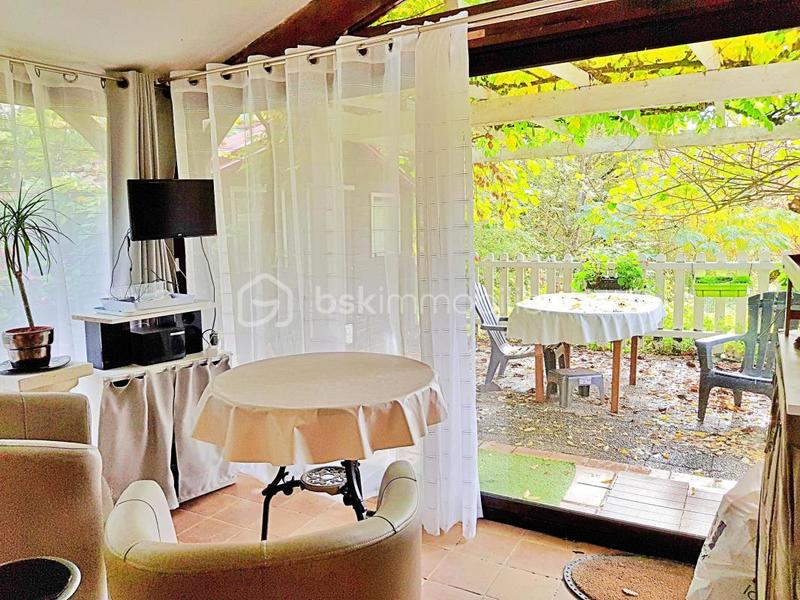 Maison en pierre - 77 m² - 5 pièces