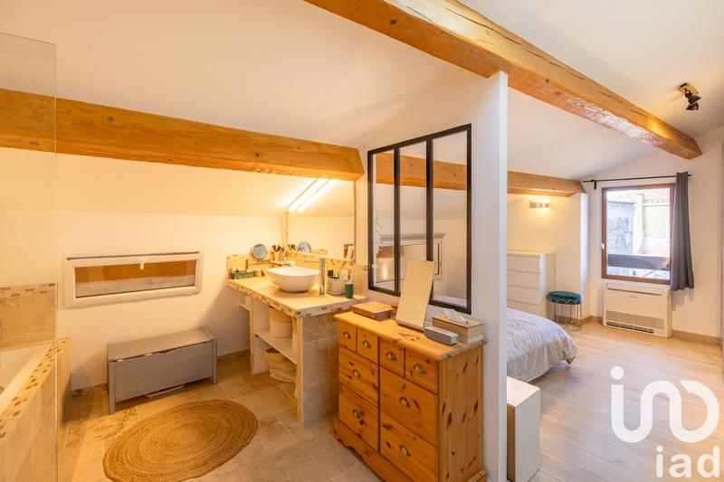 Maison - 98 m² - 5 pièces