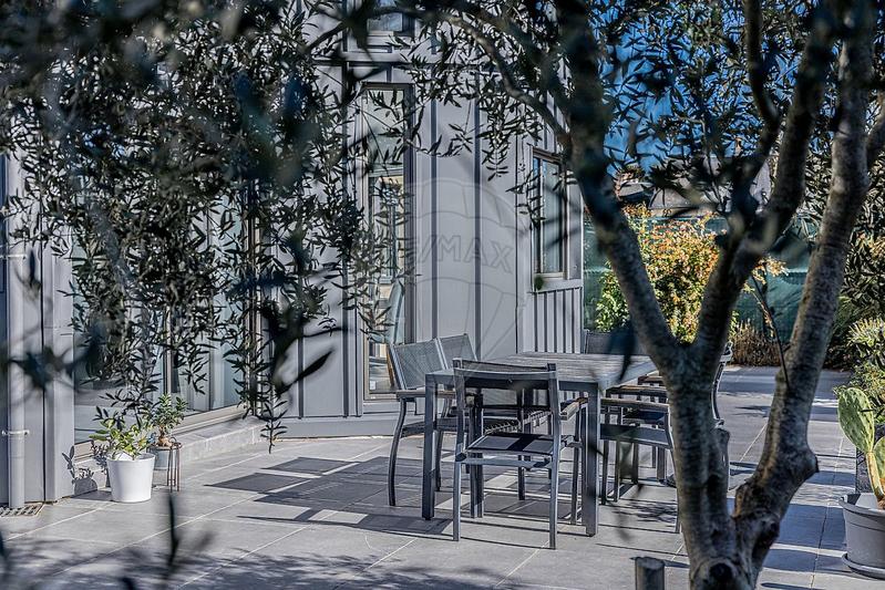 Maison d'architecte - 232 m² - 8 pièces