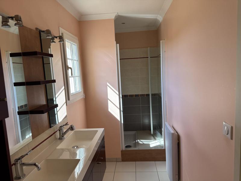 Villa - 141 m² - 6 pièces