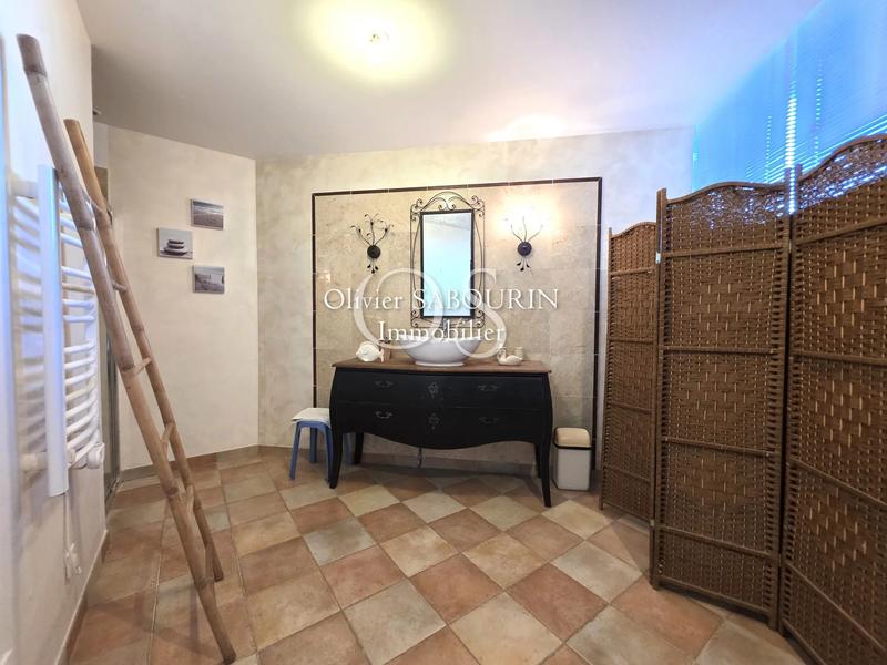 Villa - 250 m² - 7 pièces