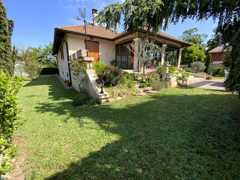 Maison - 146 m² - 7 pièces