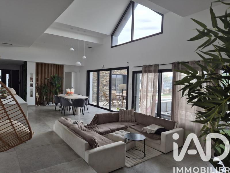 Maison de maîtres - 171 m² - 5 pièces