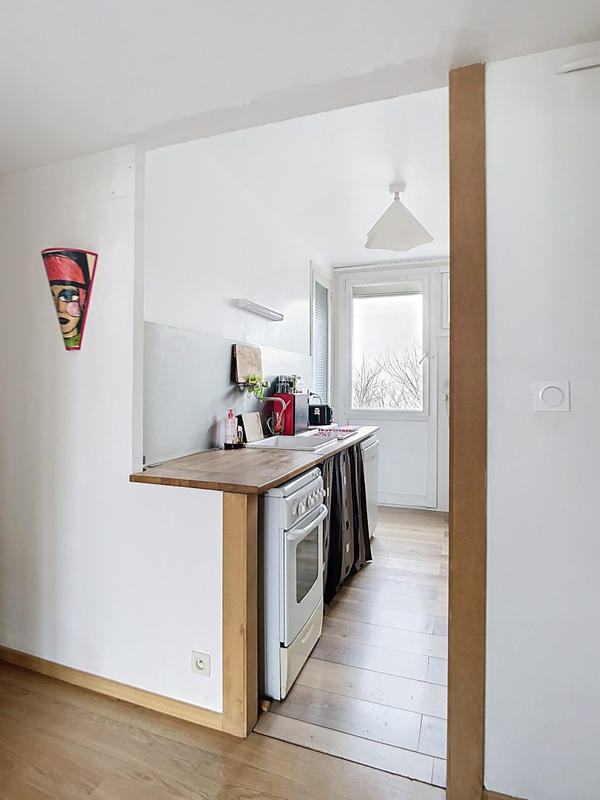 Appartement - 81 m² - 5 pièces