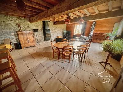 Ferme - 381 m² - 11 pièces