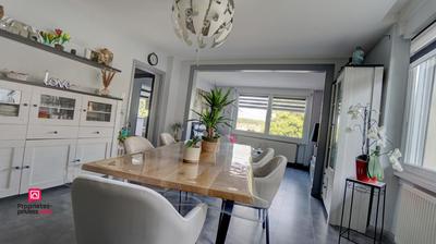 Maison - 120 m² - 6 pièces