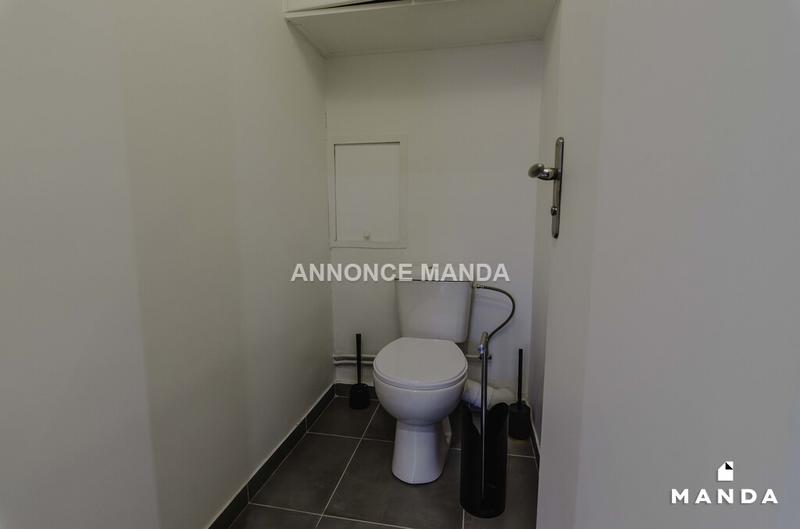 Chambre - 11 m² - 4 pièces