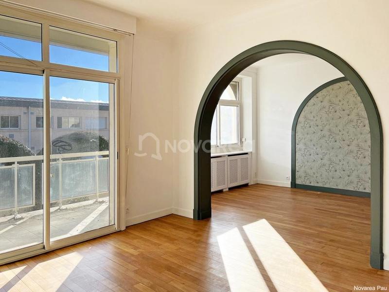 Appartement - 104 m² - 5 pièces