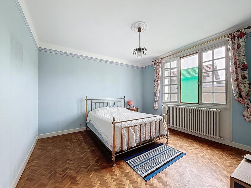 Maison - 146 m² - 6 pièces