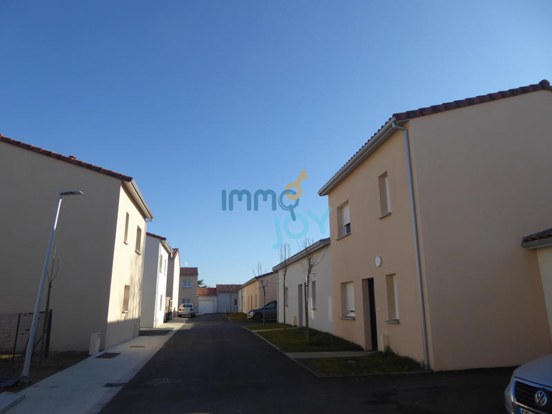 Maison - 85 m² - 4 pièces