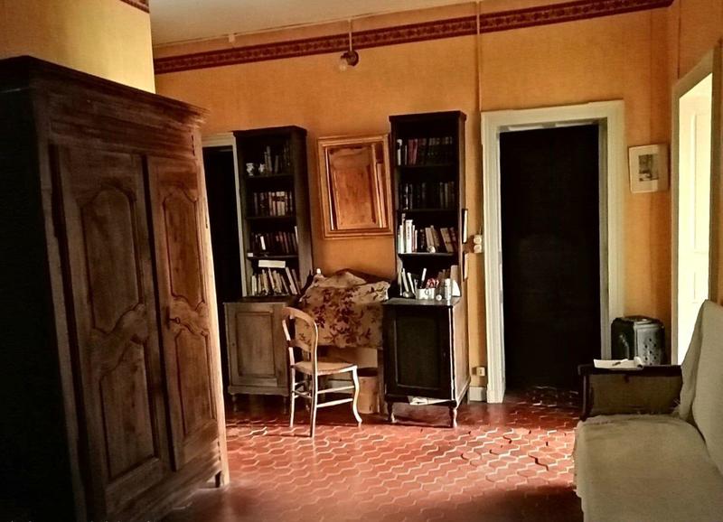 Maison - 240 m² - 9 pièces