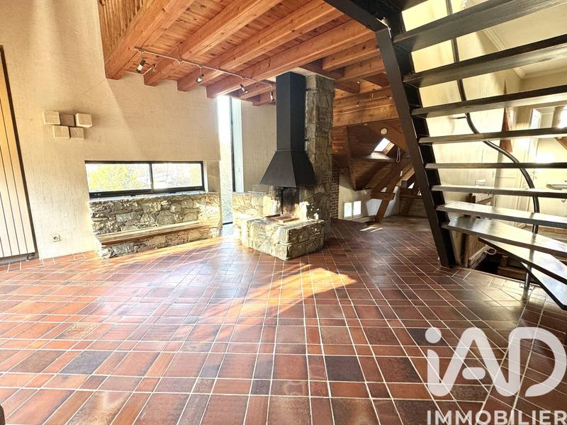 Maison - 266 m² - 11 pièces