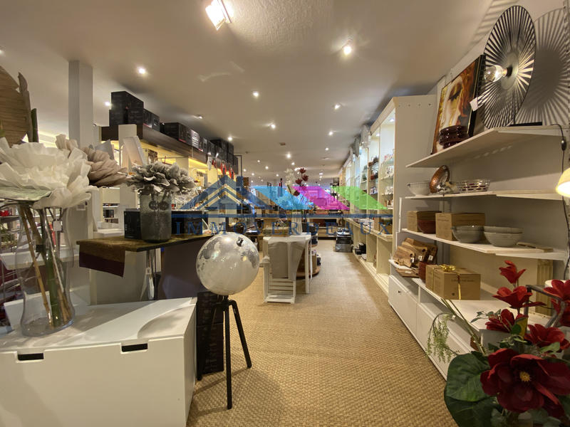 Fonds de commerce - Magasins - 250 m²