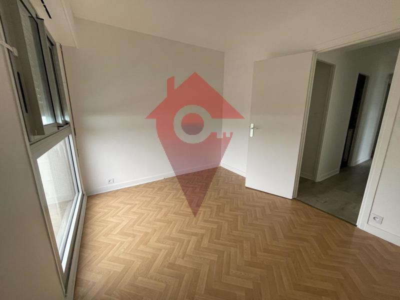 Appartement - 85 m² - 4 pièces