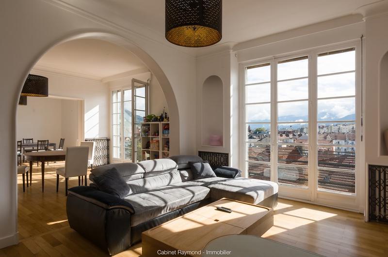 Appartement - 170 m² - 5 pièces