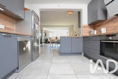 Maison - 95 m² - 4 pièces