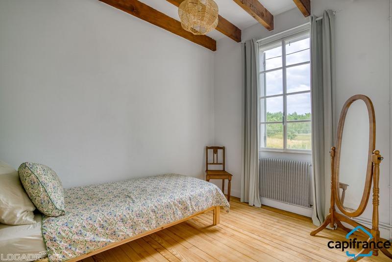 Maison - 190 m² - 9 pièces