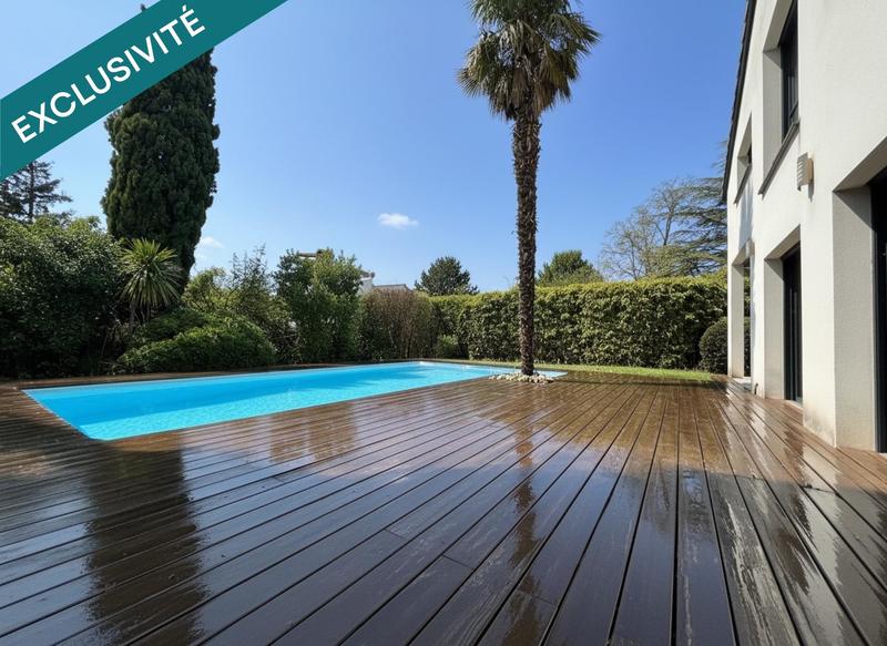 Maison - 193 m² - 7 pièces