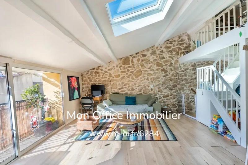 Maison de village - 87 m² - 3 pièces