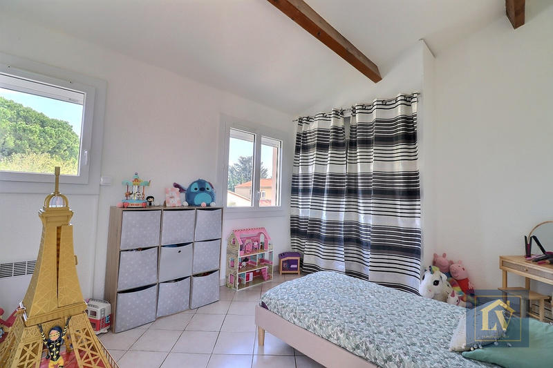 Villa - 99 m² - 4 pièces