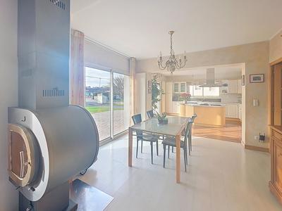 Maison - 197 m² - 5 pièces