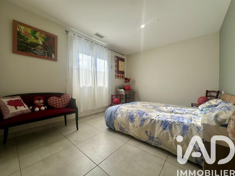 Maison - 211 m² - 6 pièces