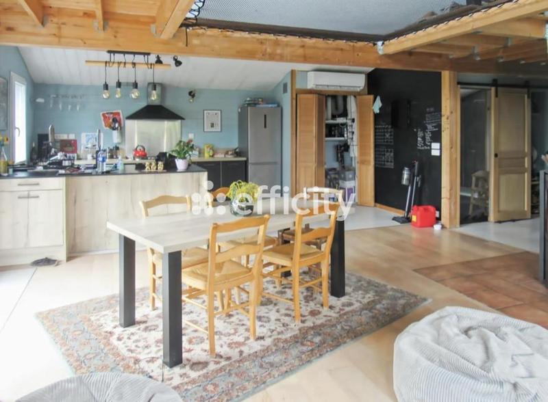 Maison - 106 m² - 4 pièces