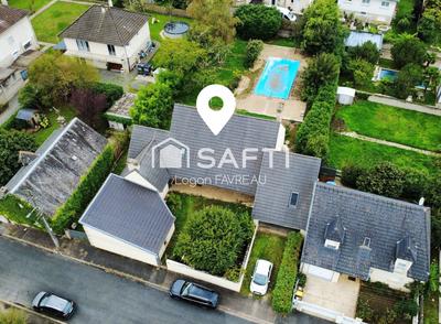 Maison - 197 m² - 7 pièces