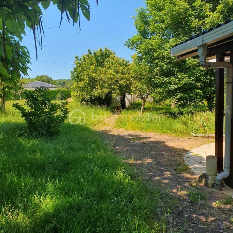 Maison traditionnelle - 167 m² - 4 pièces