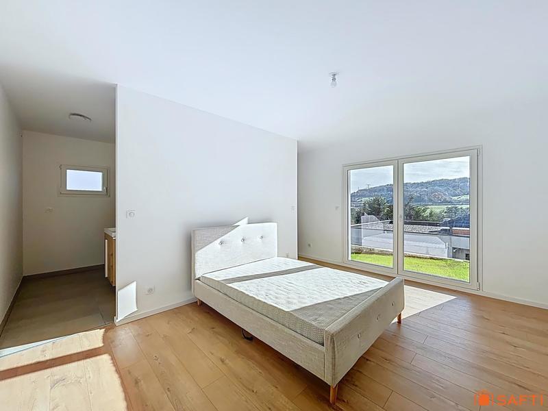 Maison - 208 m² - 5 pièces